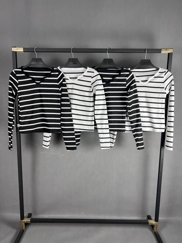 بلوز زنانه راه راه یقه دلبری