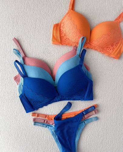 ست لباس زیر زنانه اروپایی