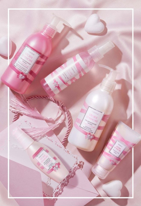 ژل بهداشت ناحیه تناسلی حاوی مواد تقویت کننده Storie d'Amore 8722 _ 200میل