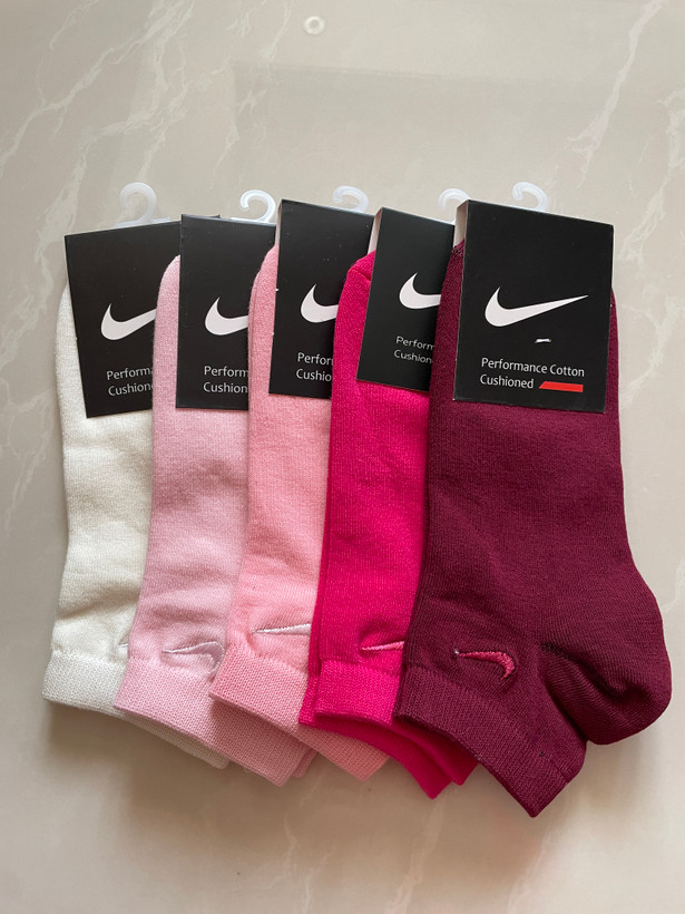 جوراب مچی سوپر نخ زنانه گلدوزی شده