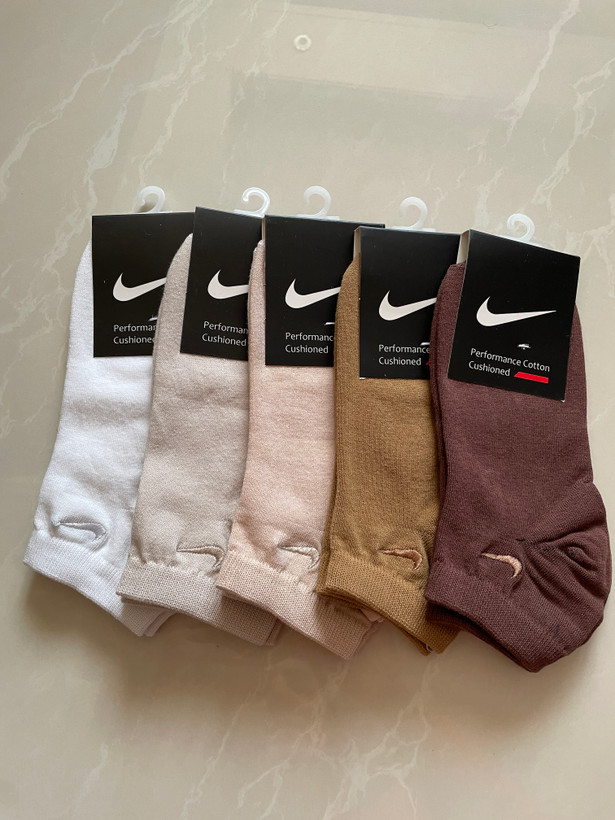 جوراب مچی سوپر نخ زنانه گلدوزی شده