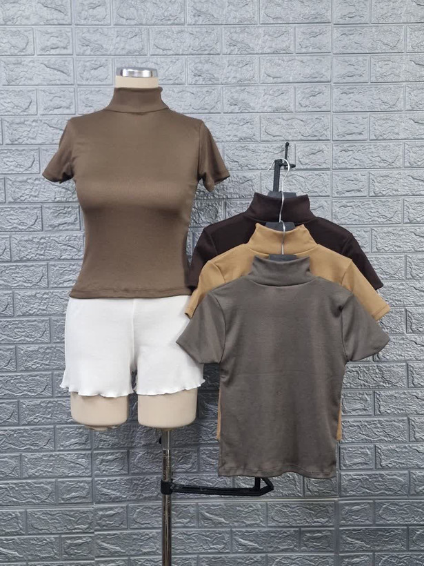 تی شرت زنانه یقه ۵ سانت ( فری سایز 36 _ 44)