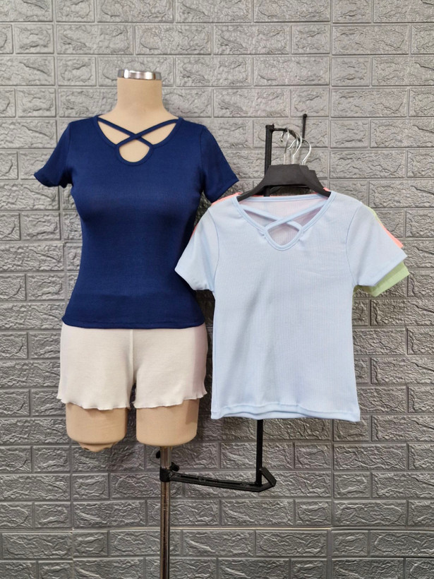 تی شرت زنانه یقه ضربدی ( فری سایز ۳۶ _ ۴۴ )