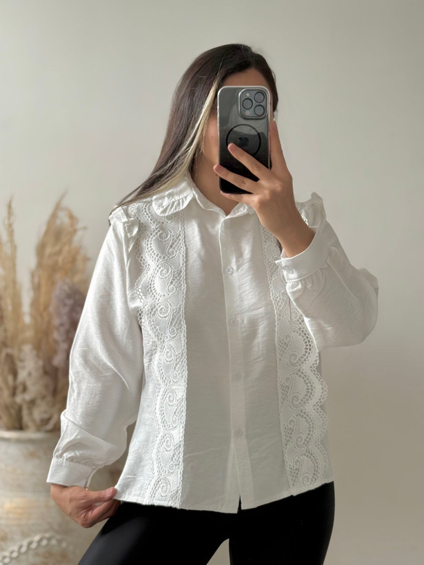 شومیز مزونی با خرج کار دانتل ( فری سایز تا 46)